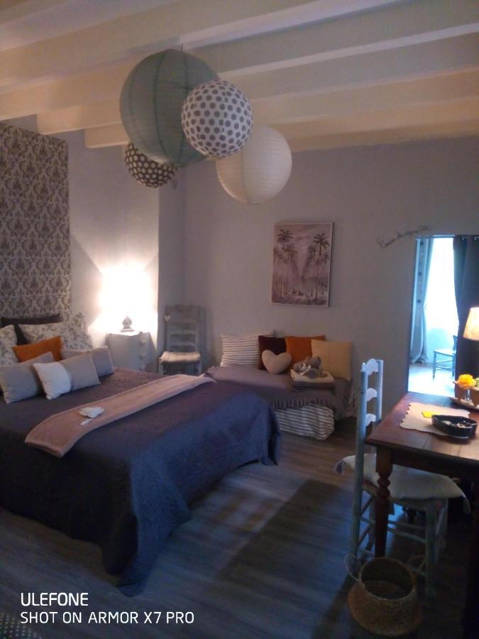 Coeur De Vigne A Colombier 24560 Bed & Breakfast Issigeac Екстериор снимка